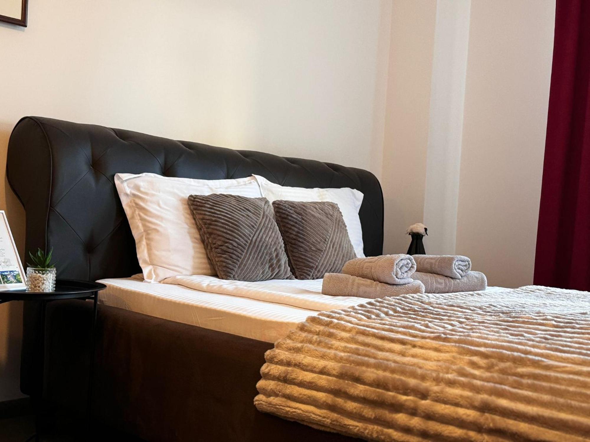 Inisteresidence Brasov Bagian luar foto
